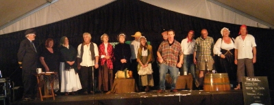 Cast of the Auckland Folk Festival 2011 performance of North to South on stage